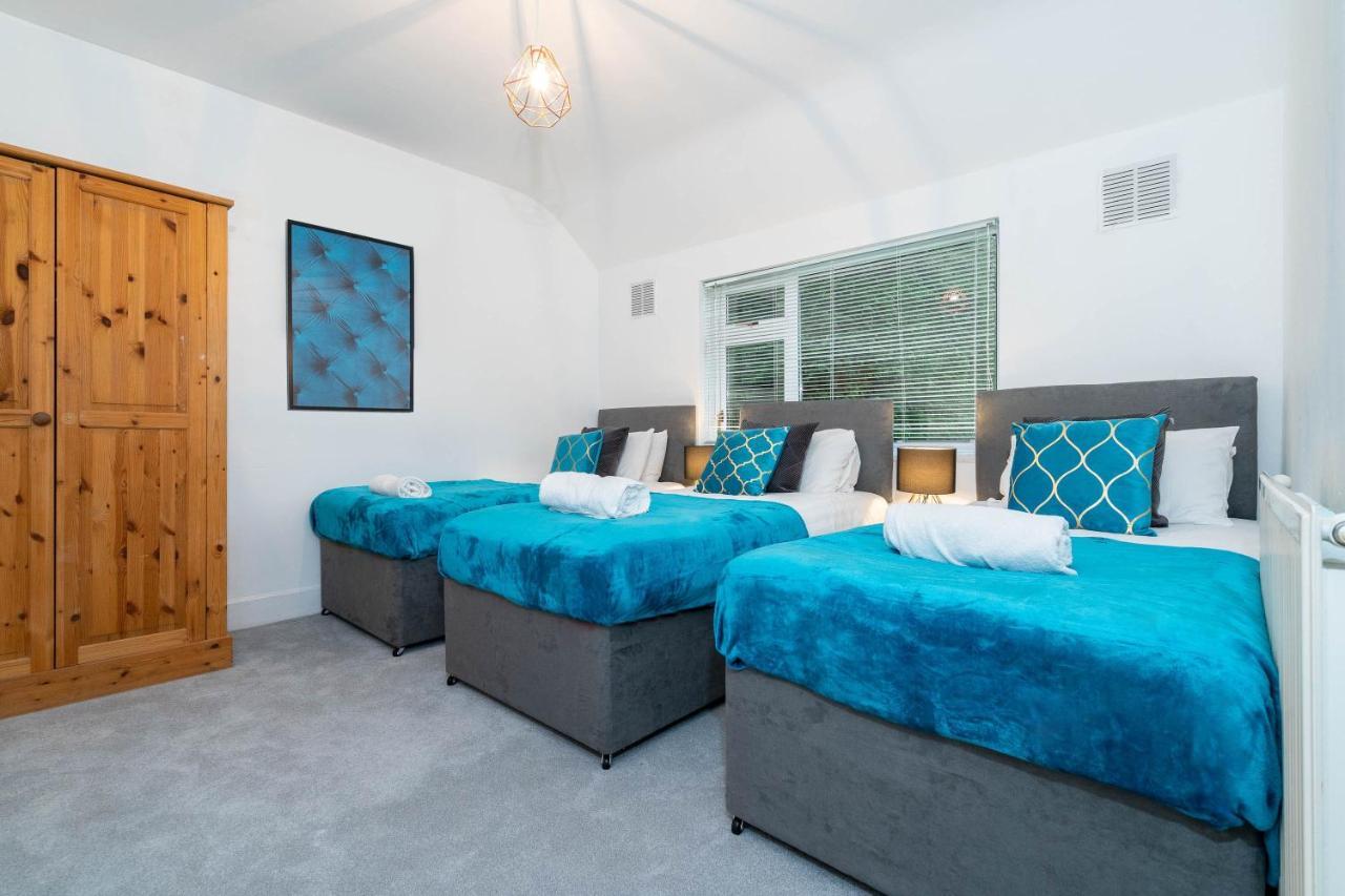 Large 4 Bedroom House - Top Rated - Off-Street Parking - Garden - Sleeps 9 - Contractors - Groups - Pool Table Northfield Екстериор снимка